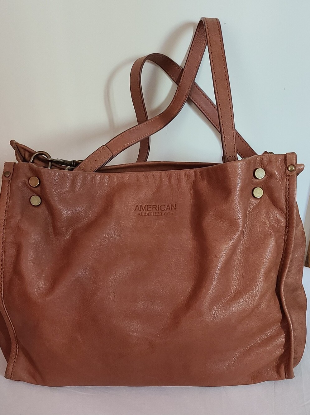 AMERICAN LEATHER Light Brown Hand Bag